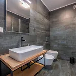 Rose Mit Privatem Pool By Interhome