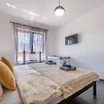 Apartmán Rose Mit Privatem Pool By Interhome Medulin