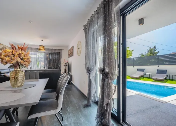 Daire Rose Mit Privatem Pool By Interhome *