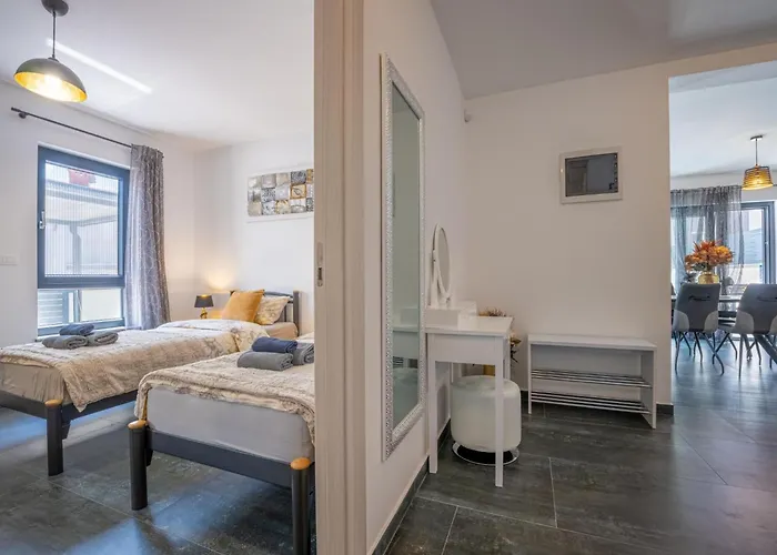 Lejlighed Rose Mit Privatem Pool By Interhome Medulin