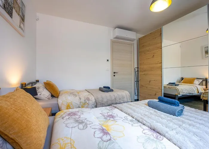 Rose Mit Privatem Pool By Interhome Lejlighed