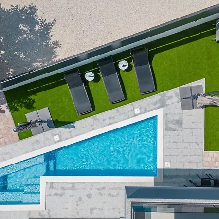 Lägenhet Rose Mit Privatem Pool By Interhome *